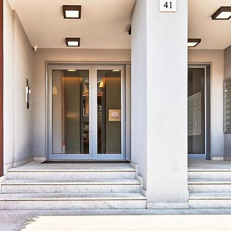Monviso Modern - Exclusive Apartment Milán Exteriér fotografie