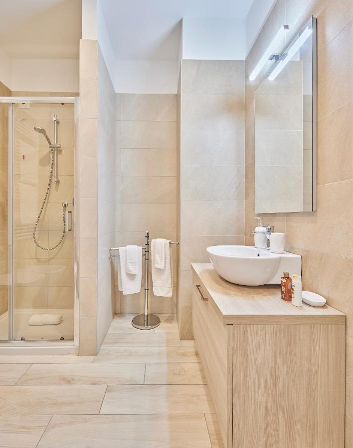Monviso Modern - Exclusive Apartment Milán Exteriér fotografie